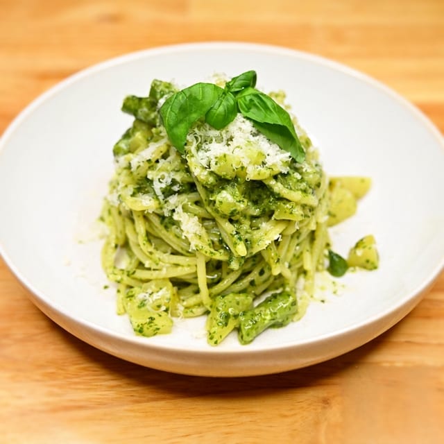 Pesto.