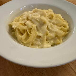 Fettuccine Alfredo